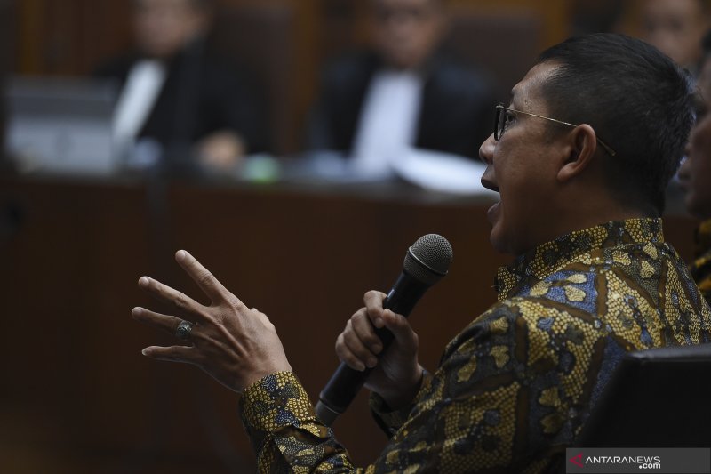 Hakim: Lukman Hakim Saifuddin terima Rp70 juta