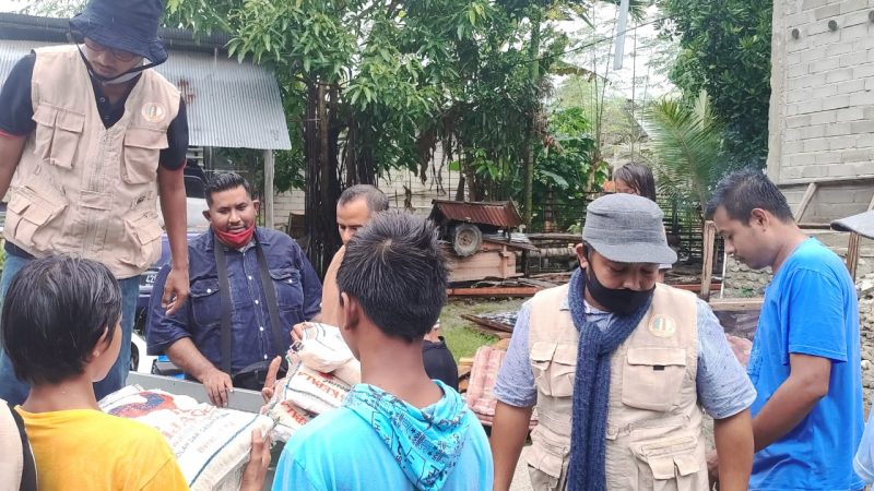 Fekon dan FKIP Unisa Gandeng HPA Kota Palu Bantu Korban Banjir Rogo