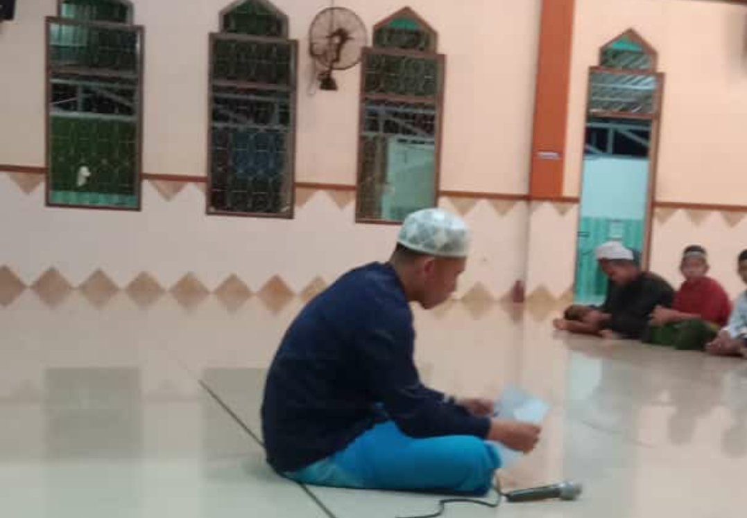 Santri Pondok Pesantren Putera Alkhairaat Pusat Rutin Latihan Muhadharah