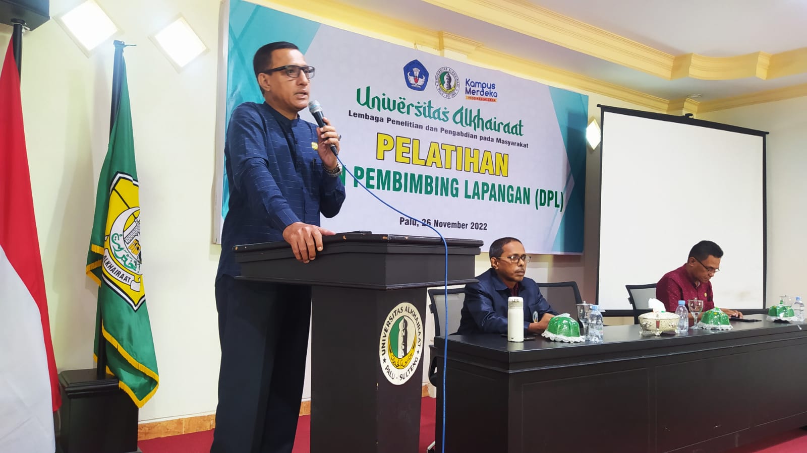 Buka Pelatihan DPL Rektor Umar Alatas Tekankan Kebersamaan
