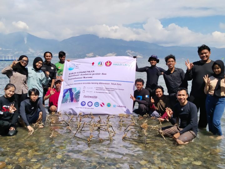Prodi Sumber Daya Akuatik UNISA Kolaborasi dengan NGO Gelar Transplantasi Karang di Teluk Palu