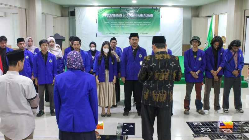 Rektor Lantik Pengurus BEM Universitas Alkhairaat Periode 2026-2027