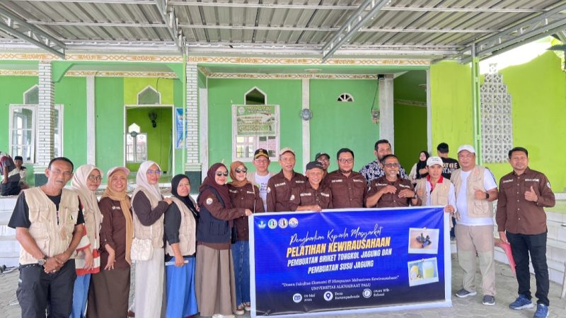 Dosen Prodi Kewirausahaan UNISA Palu Beri Pelatihan Pembuatan Briket dari Tongkol Jagung dan Susu Jagung
