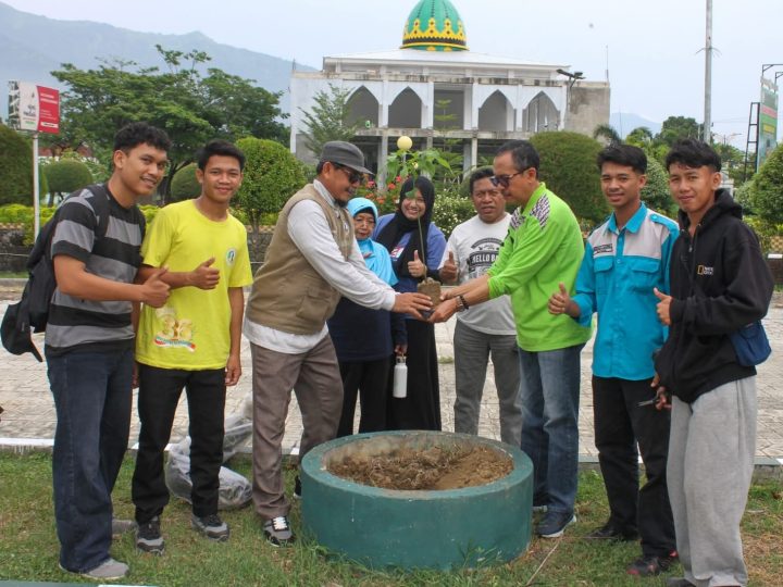 Universitas Alkhairaat Peringati Hari Lingkungan Hidup Sedunia