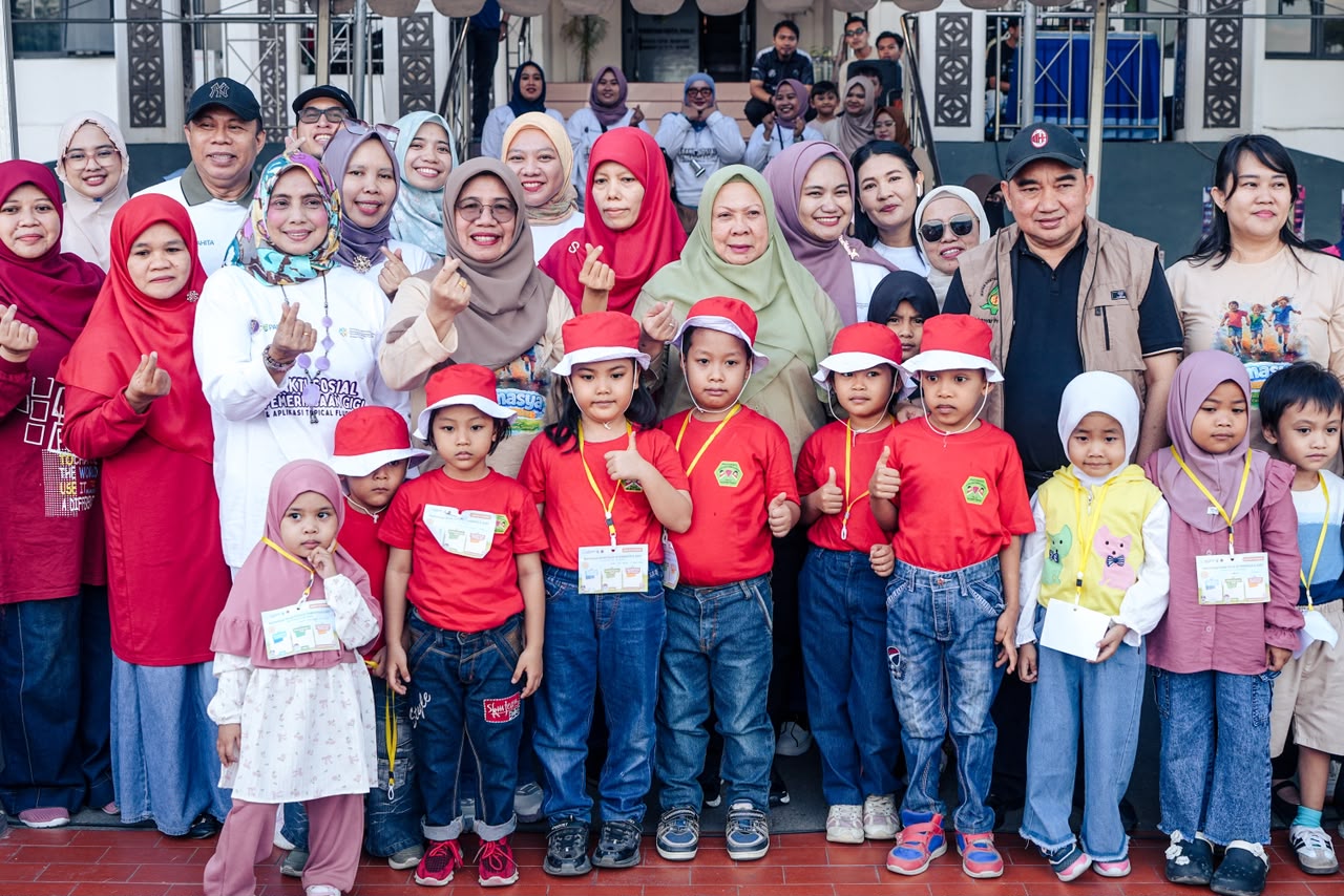 PDGI Kolaborasi BKKBN Sulteng Gelar Bakti Sosial Pemeriksaan Gigi Anak