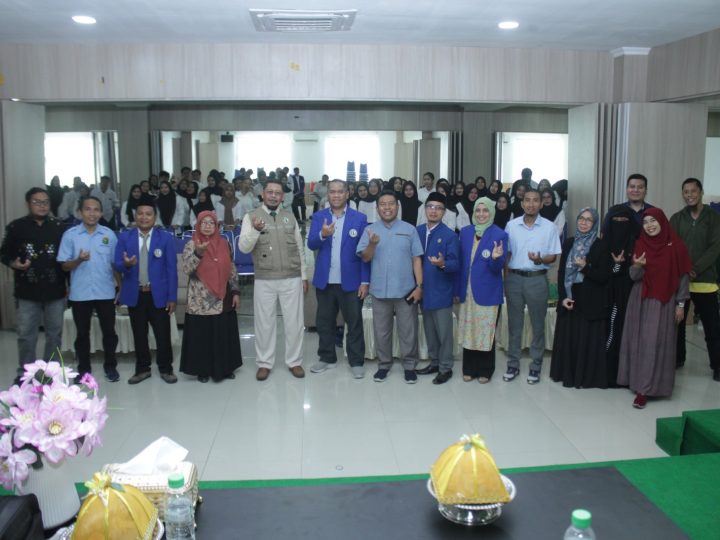 Rektor UNISA Palu Buka Pembekalan KKN, Mahasiswa Siap Mengabdi