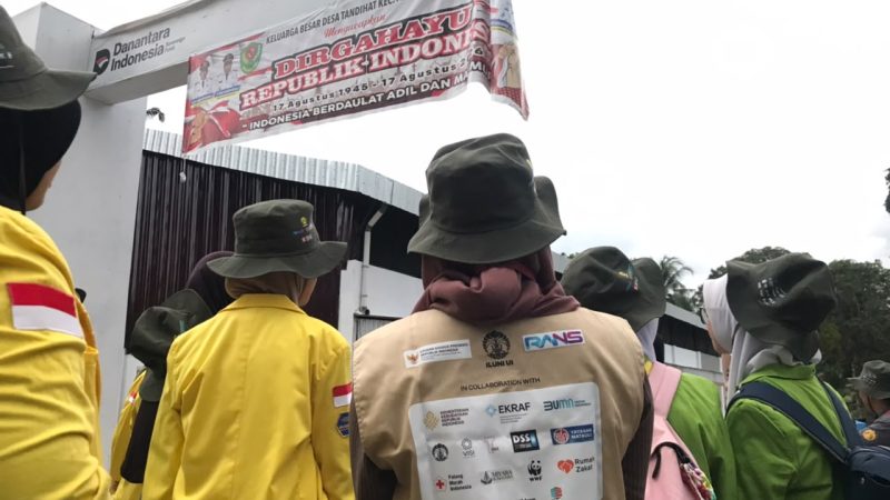 Sehat, Kuat, dan Bangkit;  Marsiadapari Tandihat UI Dampingi Warga Huntara Pascabencana