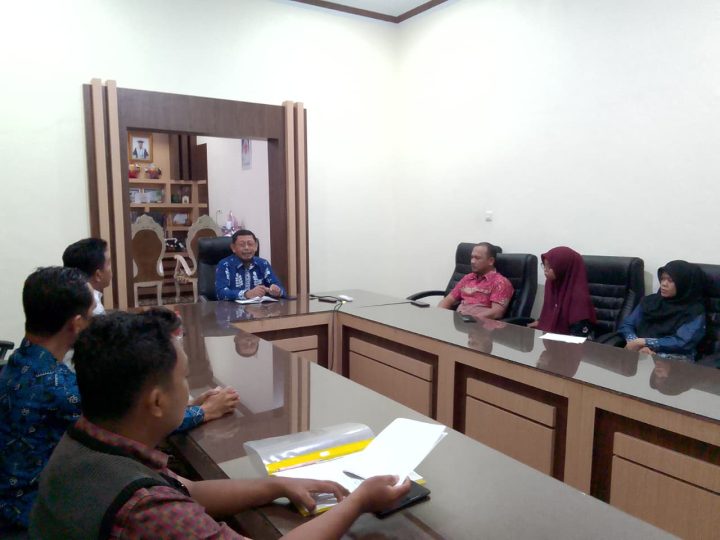 Rektor UNISA Palu Pimpin Rapat Perdana Persiapan Milad ke-37